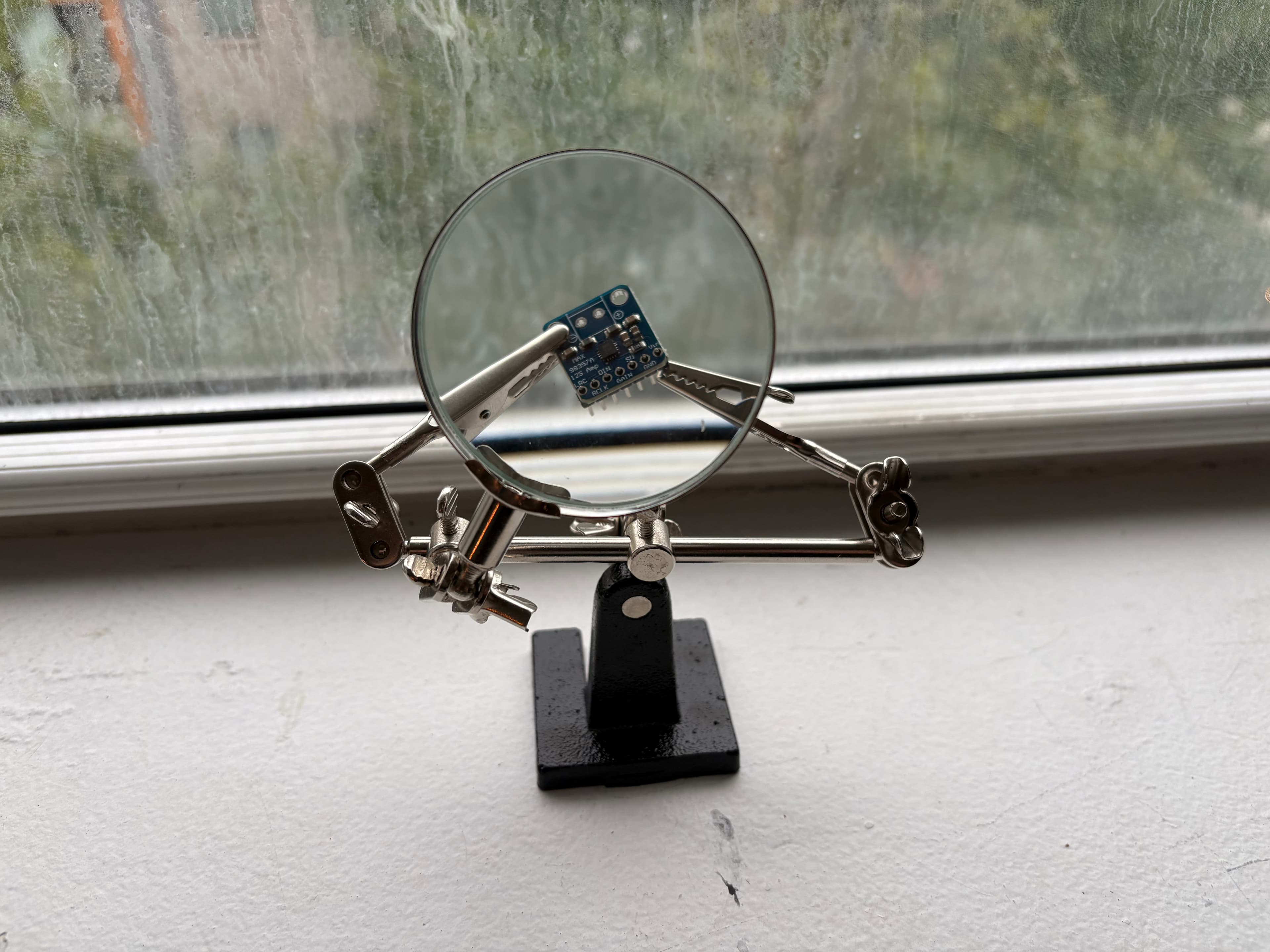electronics component